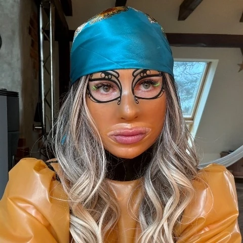 Rubbermissyofficial