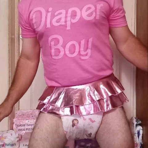 DiaperedSissyBitch