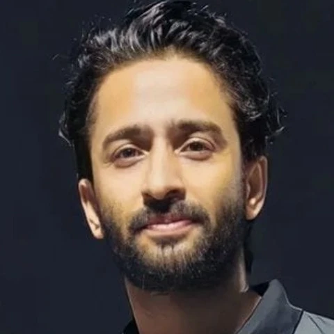 Naveen89Light