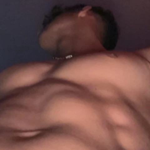 HornyBoyy199