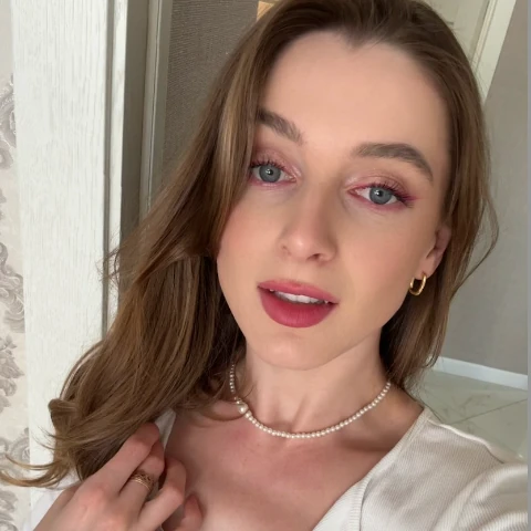 josephine_blush