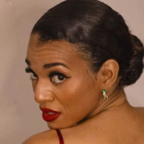 QueenBonVivantt