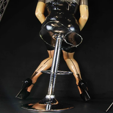 Chrissie-Seams