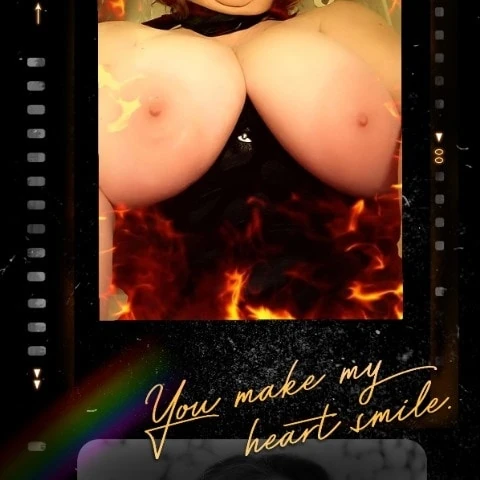Curvy_Angie