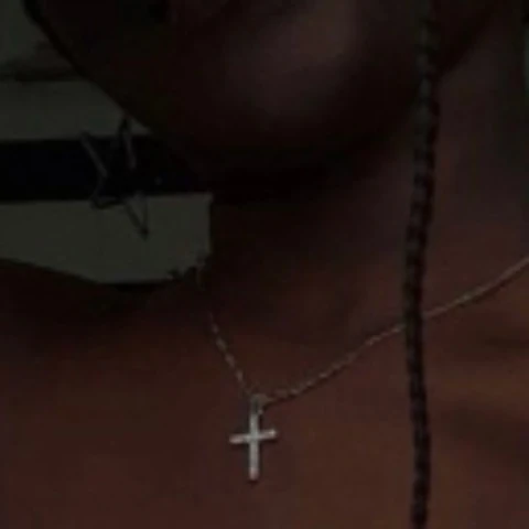 Queentee_19