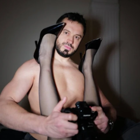 Instructor_777