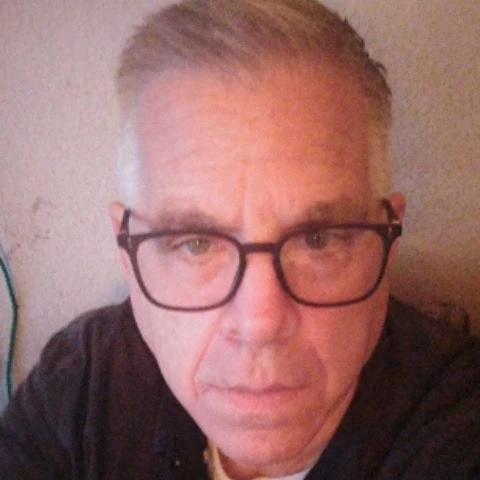 handsomebanana66