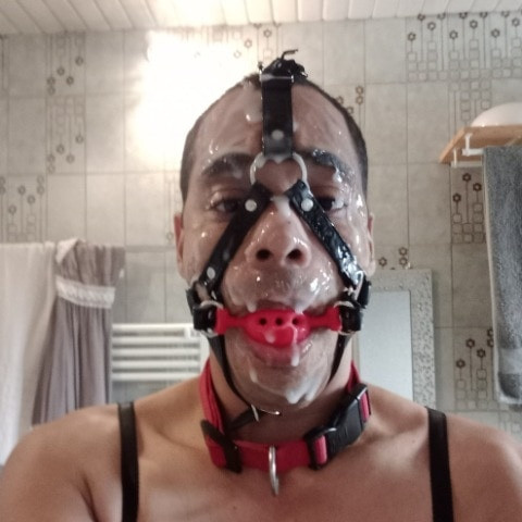 AdeleTrav74