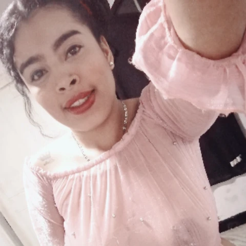 HOTTIEBELLEZAHOT