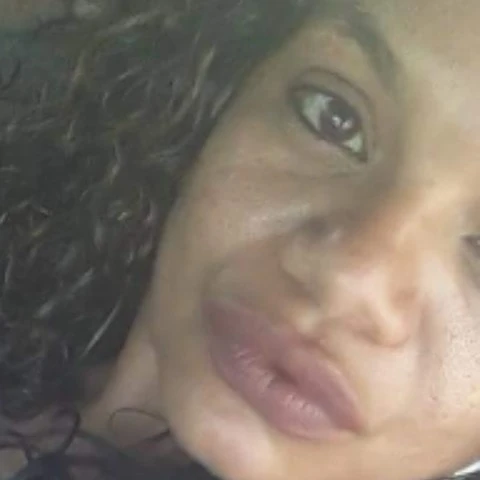 Latinajuicylips85