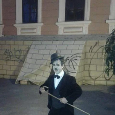 Alex2749