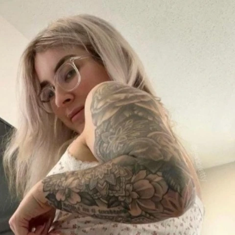 Michaelbigdickforpaw