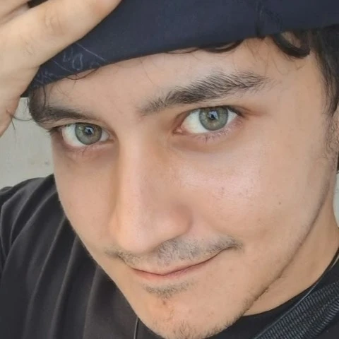 Eros_fang