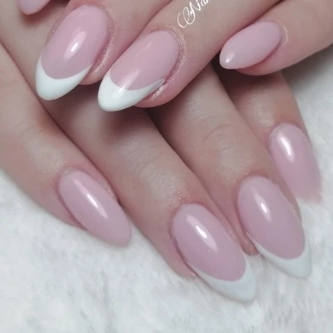 Ilovegirlsfeet24