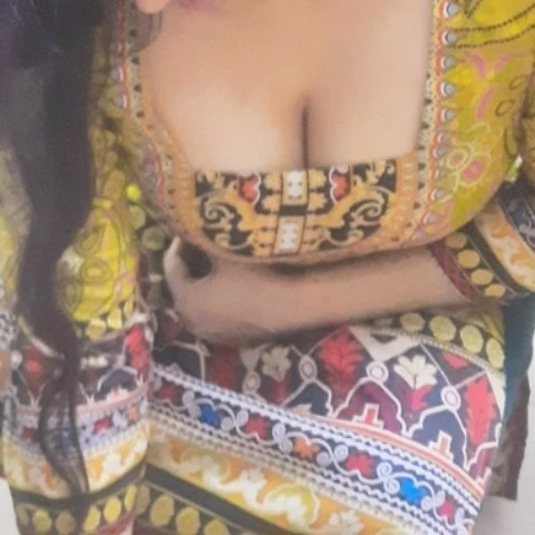 Mom_Desi69