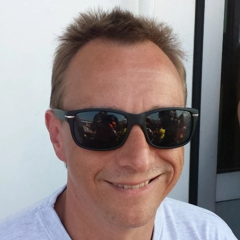 chris190568