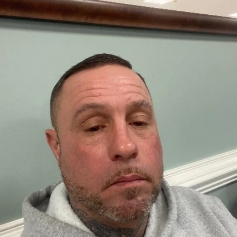 Dennisleestuart