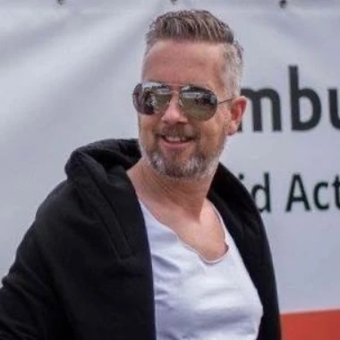 Paul046